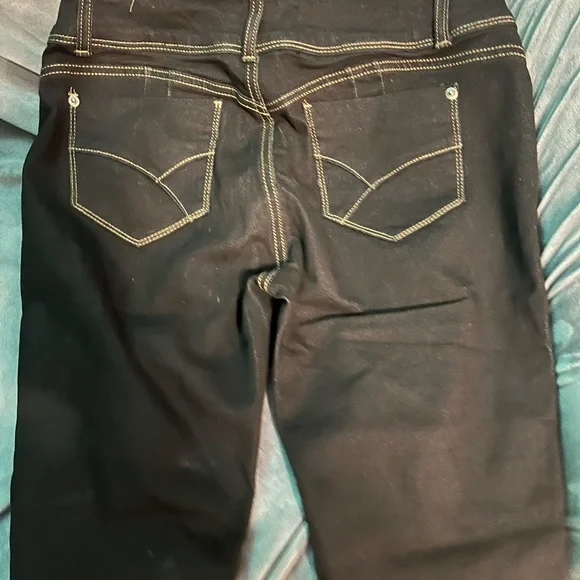 Capris - Picture 2 of 2